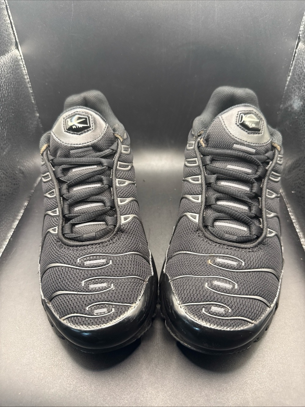 Size 6Y (GS) - Nike Air Max Plus Low Black Pure Platinum, 655020-053, No Box